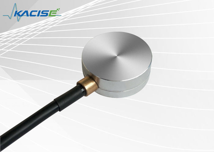 KUM2500A IP67 Koruması ve RS232/RS485/TTL Arayüzü ile Yüksek Çözünürlüklü 0.1mm Ultrasonik Yakıt Seviyesi Sensörü