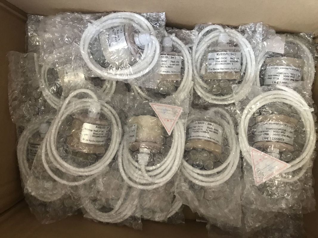 KUS550 PTFE RS485 çıkışı ve 3m ölçüm aralığı ile su geçirmez ultrasonik seviye sensörü