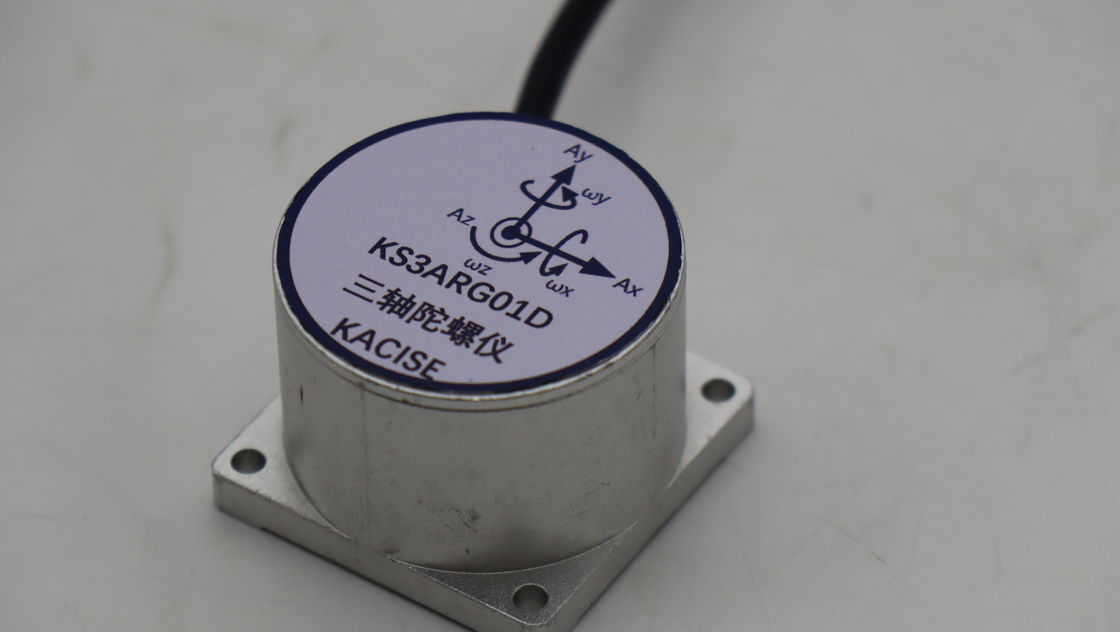 Elektronik Jiroskop Sensörü ≤0.15 (( ゚/s) Bias Tekrarlanabilirliği ≤12 (( ゚/h) Bias Istikrarı ve ±300 (( ゚/s) İnersyal Navigasyon Aralıkları
