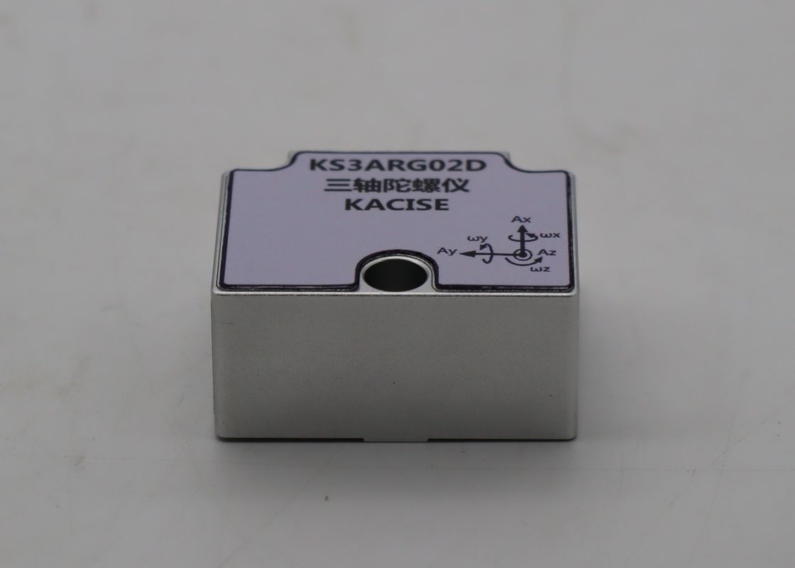 ±500 (゚/s) Aralık ≤±0.1 (゚/s) Biyas ve 2000Hz Veri Güncelleme Hızı ile Üç Ek MEMS Giroskop Sensörü