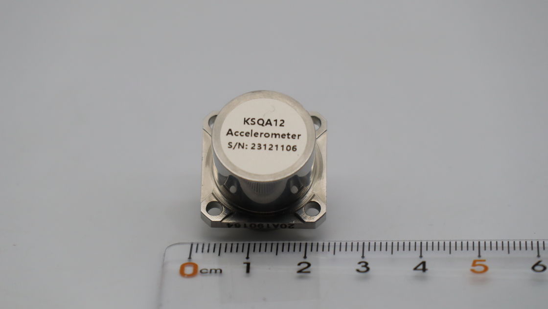 ±12 ~ ±18V DC Gücü, 0.6 ~ 1.3mA/g Ölçek Faktörü ve hassas ölçüm için ≤5mg Bias ile Kuvars Esnek Hızlandırıcı Sensörü