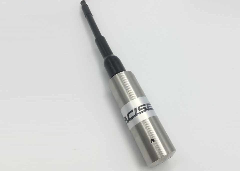 Petrol su yakıt atık su ve deniz uygulamaları için 0.25% 0.5% 1.0% doğruluk ile standart basınç seviyesi sensörü