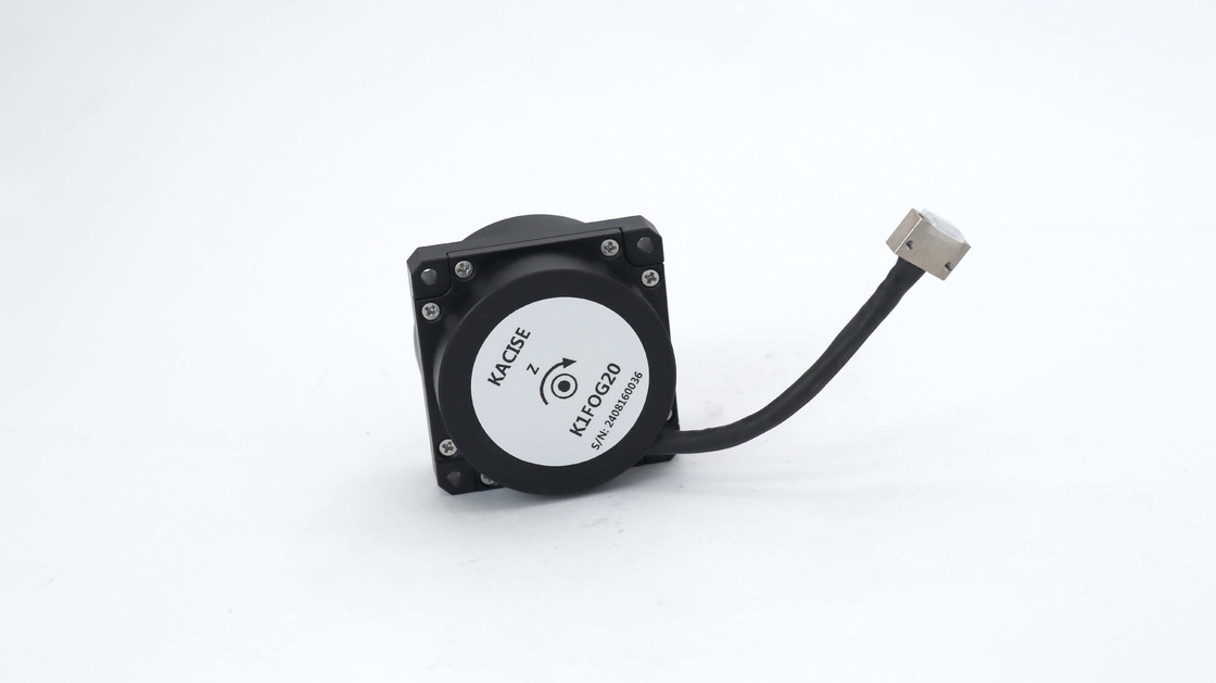 ≤0.01 ((o) / h ^ 1/2 Rastgele Yürüyüş Katmanlı Elektronik Jiroskop Sensörü Kesin Ölçüm için