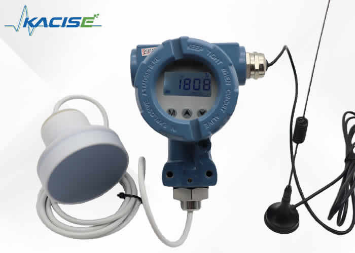 Endüstriyel uygulamalar için 125KHZ IP65 PVC Konut 5 Pin Kablo ile Ultrasonik Seviye Sensörü