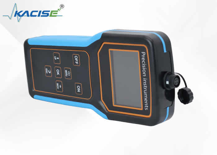 12V Şarj edilebilir Lityum Pil Güçlü IP67 Derecesi ve RS485 Çıktısı ile Taşınabilir Elde Taşınabilir Akışölçer