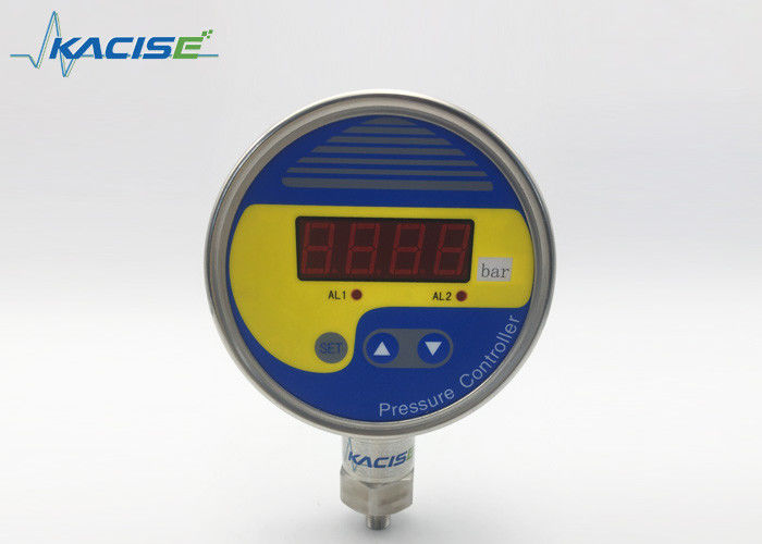 IP65 24V 200% Aşırı yükleme Yüksek hassasiyetli Dijital Basınçölçer 0.56 Inch LED Ekran